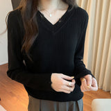 Yidouxian V-Collar Shows The Thin Wool Sweater, A New Slim, Long-Sleeved Blouse With Bottoms In Autumn And Winter.