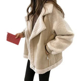 Yidouxian 2023 New Loose Fur Integrated Coat Women's Short Lamb Fleece Motorcycle Jacket