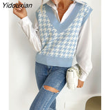 Yidouxian & NORA Women Zigzag Floral Print Sleeveless V Neck Knit Sweater Vest Ladies Fashion Patchwork Casual Slim Fit Pullover Tops